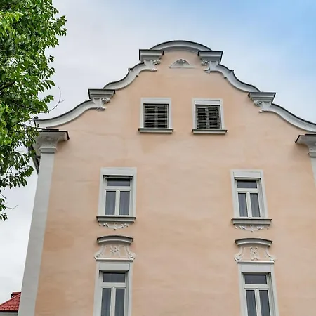 Elisa Aparthotel