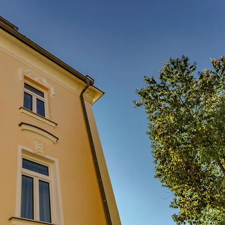 Elisa * Salzburg